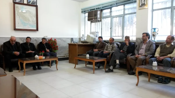 نواخته شدن زنگ انقلاب اسلامی