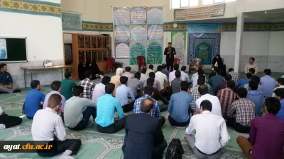 جلسه آقای دکتر عروف زاد با دانشجویان مهارتهای معلمی مرکز شهید آیت