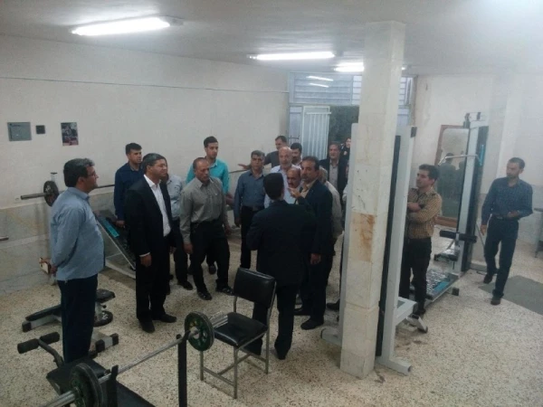 حضور مدال آوران جهانی و ملی و روسای هیت های ورزشی شهرستان نجف آباد