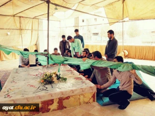 غبار روبی از گلزار شهدای گم نام شهر نجف اباد