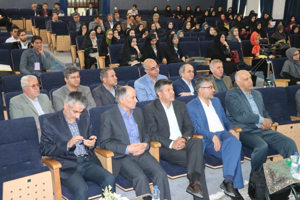 برگزاری همایش وجشنواره یکروزه کودکان با نیازهای خاص در مرکز شهیدرجایی اصفهان