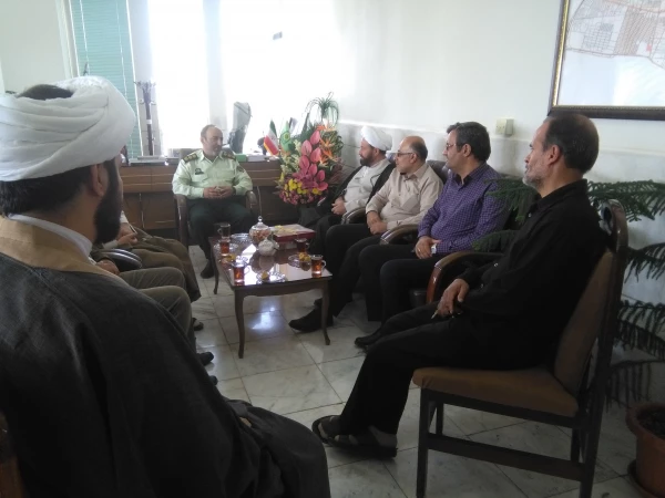 دیدار ریاست محترم مرکز بهمراه همکاران بمناسبت هفته نیروی انتظامی با فرماندهی محترم نیروی انتظامی شهرستان نجف آباد