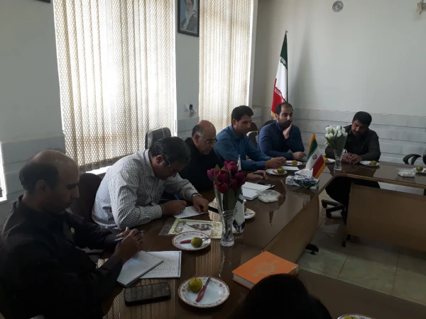 جلسه نمایندگان کلاسی وشورای صنفی دانشجویی با ریاست وکارکنان مرکز