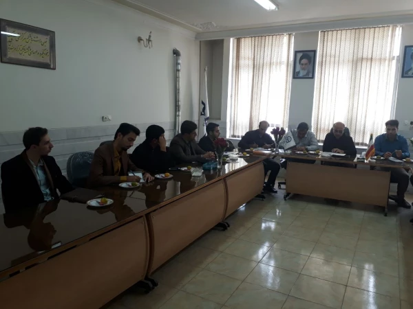 جلسه نمایندگان کلاسی وشورای صنفی دانشجویی با ریاست وکارکنان مرکز