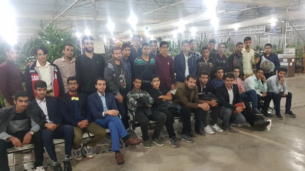 بازدید از نمایشگاه گل و گیاه