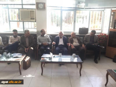 جلسه دیدار بااساتید زائر کربلای حسینی توسط سرپرست وهمکاران در دفتر اساتید مرکز شهید ایت نجف اباد