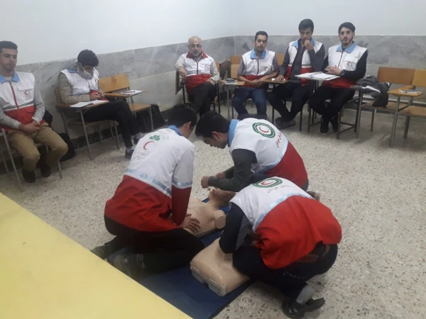 دوره امداد وکمک های اولیه