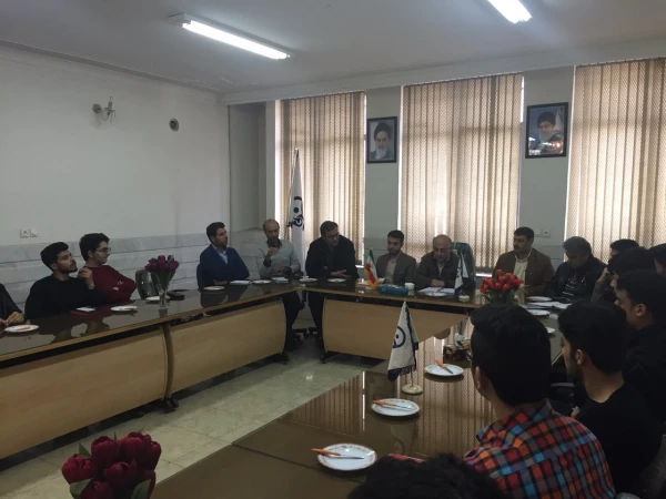 سومین جلسه نمایندگان سراهای دانشجویی وکلاسی با ریاست ،سرپرستان وکارشناسان مرکز