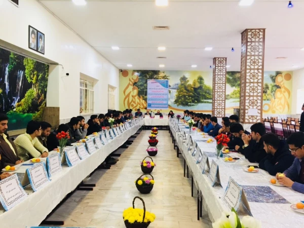 جلسه هم اندیشی نمایندگان کلاسی وسراهای دانشجویی با معاونت منابع انسانی