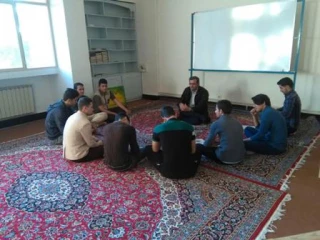 جلسه شورای نویسندگان وهیئت تحریریه نشریه ی دانشجویی