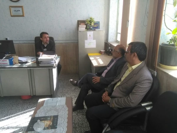 بازدید از مدارس کاروزی توسط ریاست وحراست مرکز شهید آیت نجف آباد