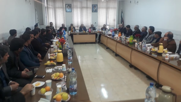 جلسه شورای اساتید مرکز شهید آیت نجف آباد