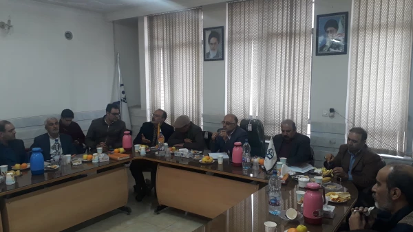 جلسه شورای اساتید مرکز شهید آیت نجف آباد