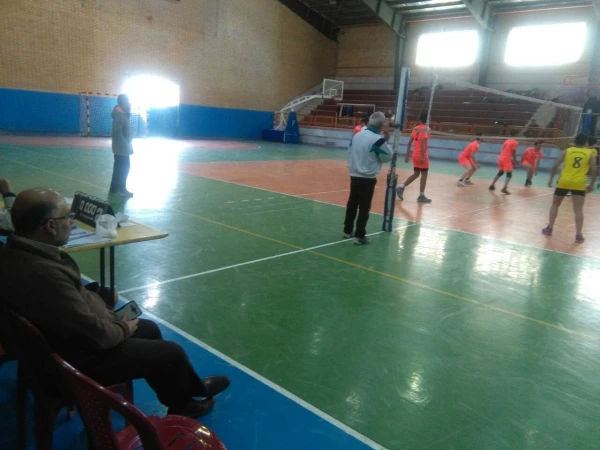 میزبانی مرکز شهید آیت نجف آباد از مسابقات والیبال دانش آموزی شهرستان نجف آباد