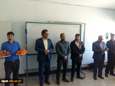 به مناسبت ولادت حضرت فاطمه زهرا(س) برگزار شد:
حضور کارکنان در کلاس درس و پذیرایی از دانشجویان