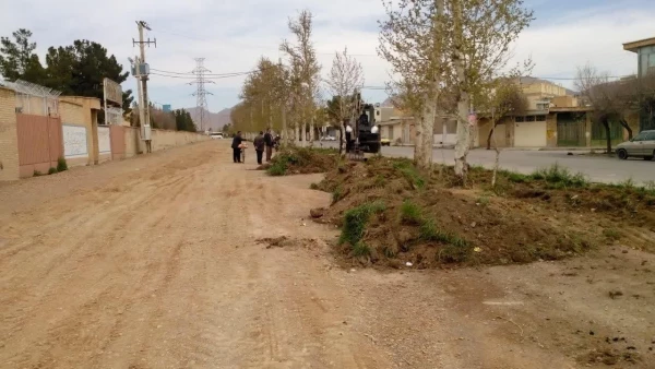 لایروبی کانال  آب کنار مرکز توسط شهرداری نجف آباد