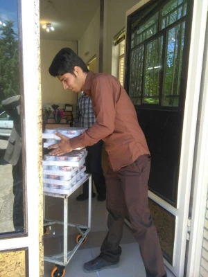 جمع آوری و ارسال کمک به مردم سیل زده استان لرستان