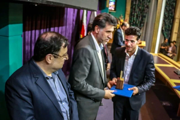 دانشگاه فرهنگیان در جشنواره روابط عمومی سال 98 حائز رتبه برگزیده گردید