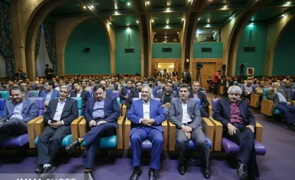 دانشگاه فرهنگیان در جشنواره روابط عمومی سال 98 حائز رتبه برگزیده گردید