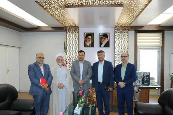 نشست مشترک مدیریت دانشگاه فرهنگیان استان اصفهان با مسئولین شهرستان نجف آباد