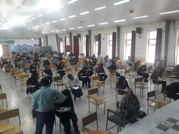 برگزاری امتحانات پایان ترم نیمسال دوم تحصیلی 98-97 مرکز شهید آیت نجف آباد