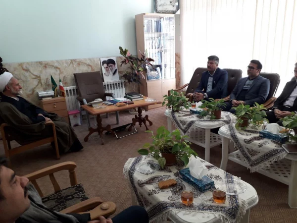 دیدار مدیریت دانشگاه فرهنگیان با امام جمعه شهر نجف آباد حاج آقا حسناتی به مناسبت پیوند حوزه و دانشگاه  4