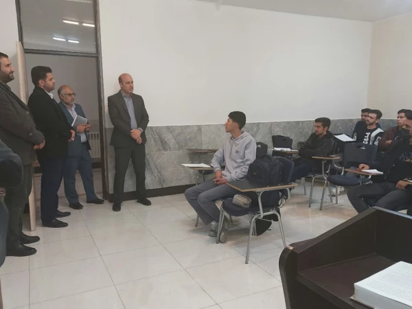 بازدید میدانی از مرکز توسط جناب دکتر زینلی و جناب دکتر برقعی و جناب دکتر صانعی  4