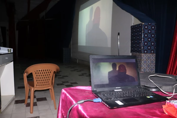 اکران فیلم توسط کانون فیلم و عکس مرکز شهید ایت نجف آباد  4