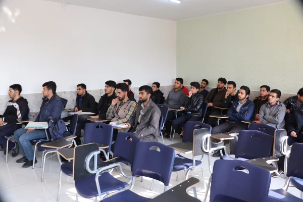 بازدید میدانی جناب آقای شکیبافر رییس محترم اداره سنجش صلاحیت های حرفه ای دانشگاه فرهنگیان استان اصفهان  4