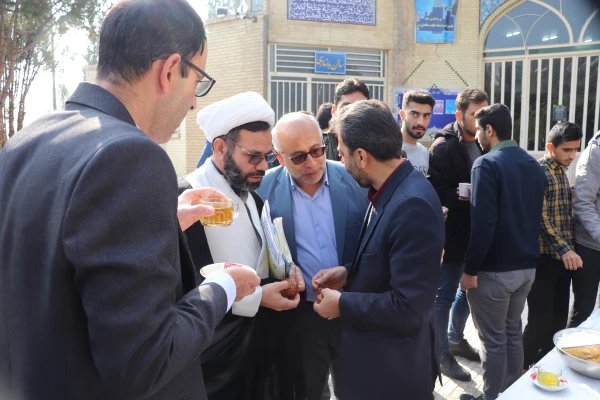 بازدید میدانی جناب آقای شکیبافر رییس محترم اداره سنجش صلاحیت های حرفه ای دانشگاه فرهنگیان استان اصفهان  7