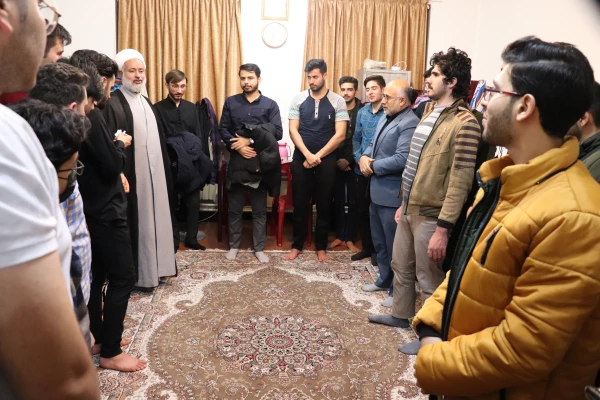 بازدید میدانی جناب آقای حجت الاسلام و المسلمین دکتر حمزه از مرکز  9