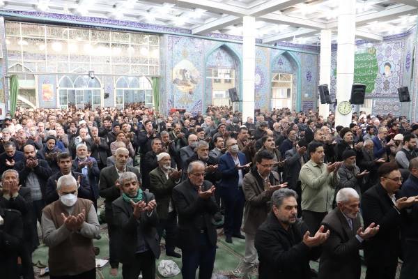 همکاری دانشجویان مرکز با دفتر امام جمعه شهرستان نجف آباد در روز بصیرت و میثاق امت با ولایت  10