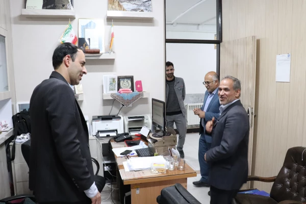 بازدید میدانی جناب اقای دکتر خدایار مختاری مسئول محترم منابع انسانی و امور عمومی  6