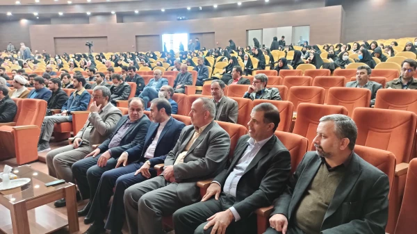 چهارمین اجلاس استانی نماز استان اصفهان در دانشگاه آزاد اسلامی واحد نجف آباد با حضور دانشجو معلمان مرکز شهید آیت نجف آباد 7