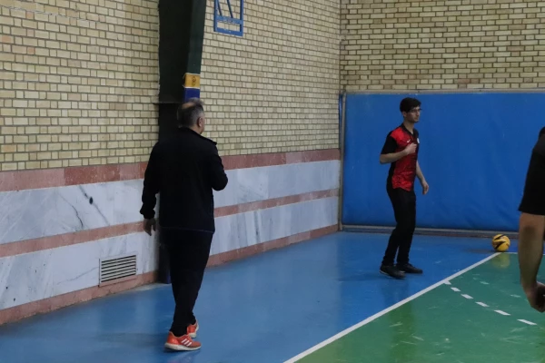 گزارش تصویری گروه اول دوره داوری درجه ۳ فوتسال 7