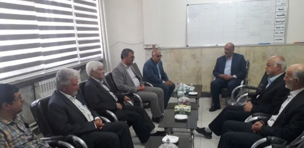 دیدار صمیمانه روسا و کارکنان اسبق دانشگاه فرهنگیان مرکز شهید آیت نجف آباد و ریاست آموزش و پرورش شهرستان نجف آباد با ریاست مرکز شهید آیت نجف آباد آقای دکتر کلانی 2
