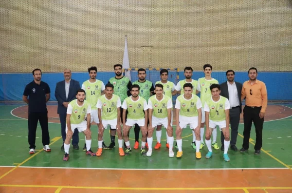 تیم فوتسال مرکز شهید آیت نجف آباد نماینده استان اصفهان در مسابقات لیگ دانشگاه فرهنگیان کل کشور 3