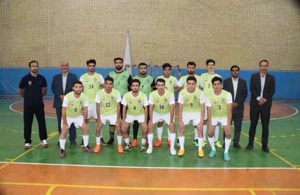 تیم فوتسال مرکز شهید آیت نجف آباد نماینده استان اصفهان در مسابقات لیگ دانشگاه فرهنگیان کل کشور 4