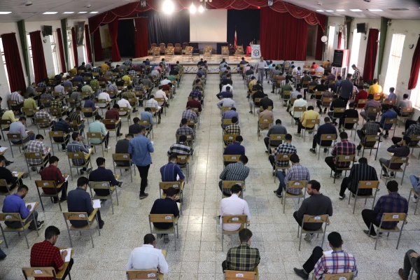 پایان ترم بهمن 1401-1402 و پایان امتحانات این ترم  4