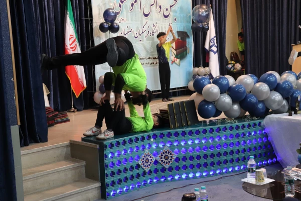 جشن دانش آموختگی دانشجو معلمان ورودی 1398 23