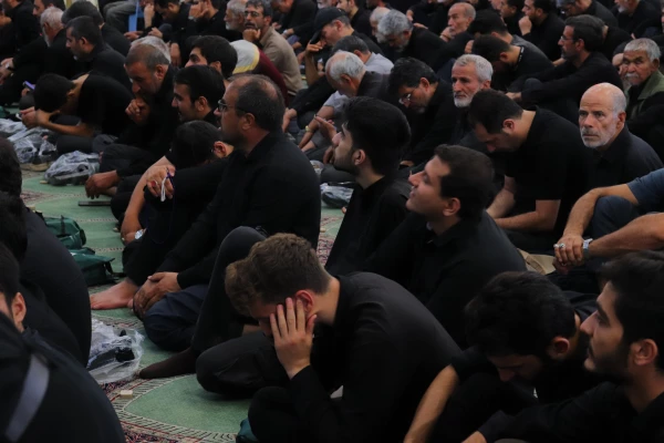 نماز جمعه ی عاشورایی 5