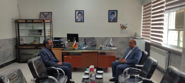 جلسه ریاست محترم دانشگاه و ریاست محترم آموزش و پرورش شهرستان پیرامون مرکز حکیم سنایی 2