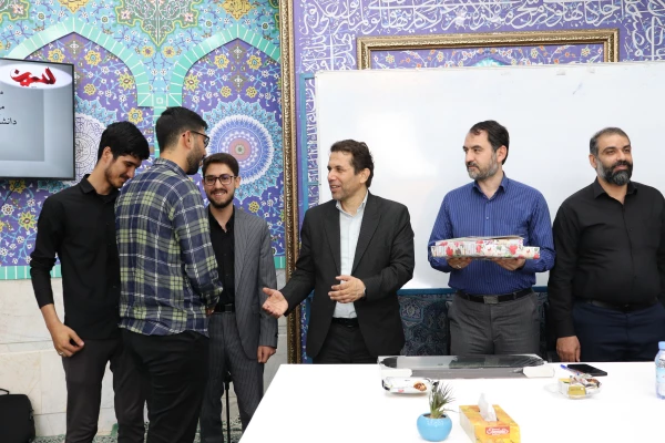 مراسم تکریم و معارفه مسئول جدید پایگاه شهید آیت نجف آباد دانشگاه فرهنگیان 15