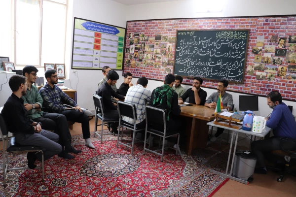 جلسه  ی شورای بسیج دانشجویی مرکز با حضور جناب آقای دکتر صدیقی مشاور وزیر آموزش و پرورش  5