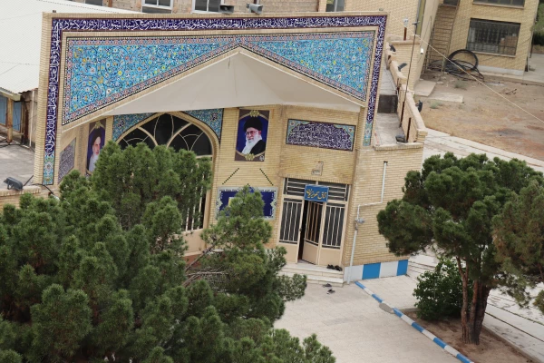 ریاست دانشگاه فرهنگیان شهید آیت نجف آباد طی پیامی آغاز سال تحصیلی جدید را تبریک گفت. 5