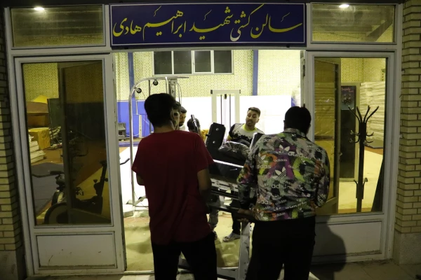 جا به جایی وسائل باشگاه بدنسازی  2