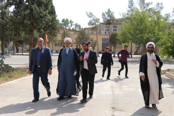 جلسه ستاد اقامه نماز و بازدید از اقدامات و کارهای عمرانی مرکز شهید آیت نجف آباد 3