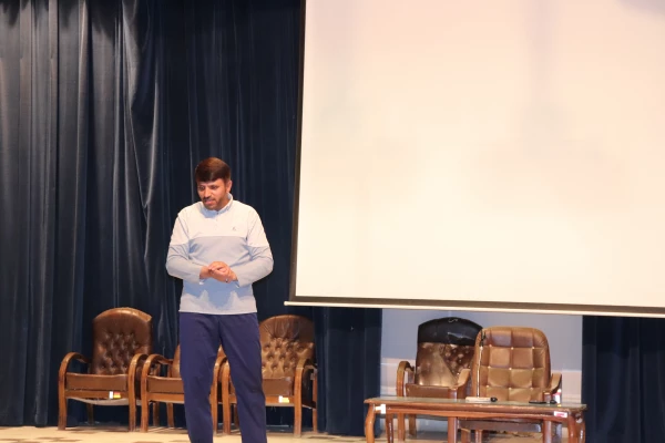 کارگاه اشنایی اجمالی با شخصیت شناسی و ملزومات پیش از ازدواج 8