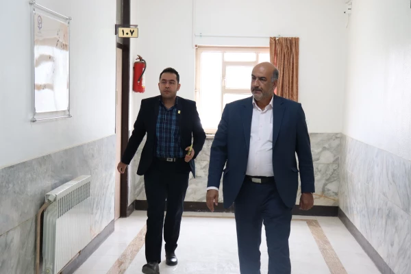 برگزاری دوره های ضمن خدمت توانمندسازی موسسان، مدیران، معاونان و معلمان مدارس غیر دولتی مناطق و نواحی استان اصفهان 16