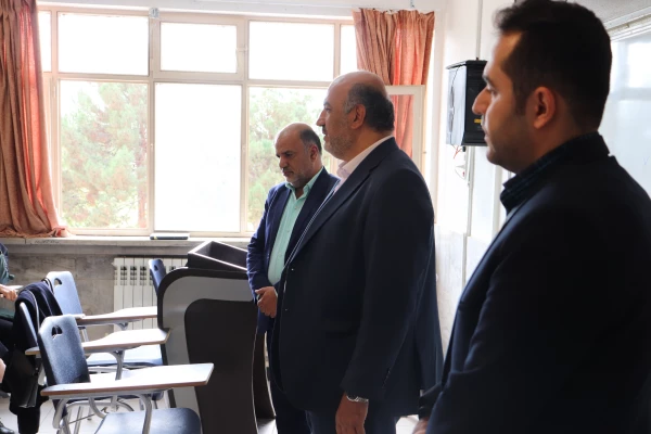 برگزاری دوره های ضمن خدمت توانمندسازی موسسان، مدیران، معاونان و معلمان مدارس غیر دولتی مناطق و نواحی استان اصفهان 20